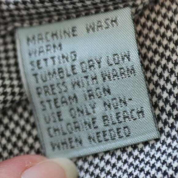 Alfani Men's Black and White small herringbone print Dress Shirt 17 1/2 34-35 - Picture 3 of 12